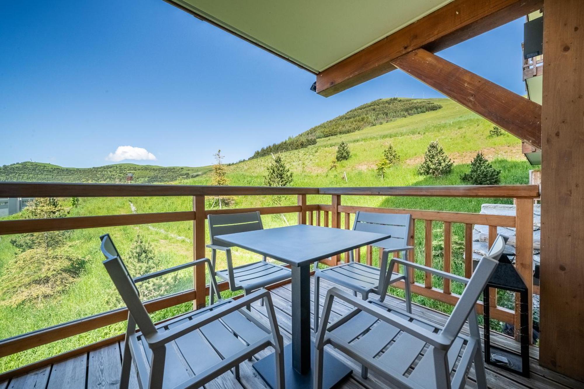 Residence Hameau De Clotaire Alpe D'Huez - By Emerald Stay Eksteriør billede
